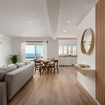 Beachfront Apartment, 25m From The With Ac And Heating Santa Cruz (Oeste)