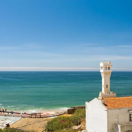 Beachfront Apartment, 25m From The With Ac And Heating *