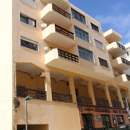 Appartement Beachfront Apartment, 25m From The With Ac And Heating *